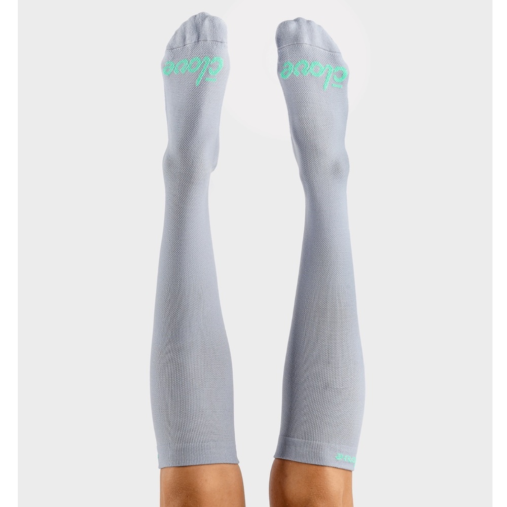 NWT | Clove Forever Blue Compression Socks | Sz M
